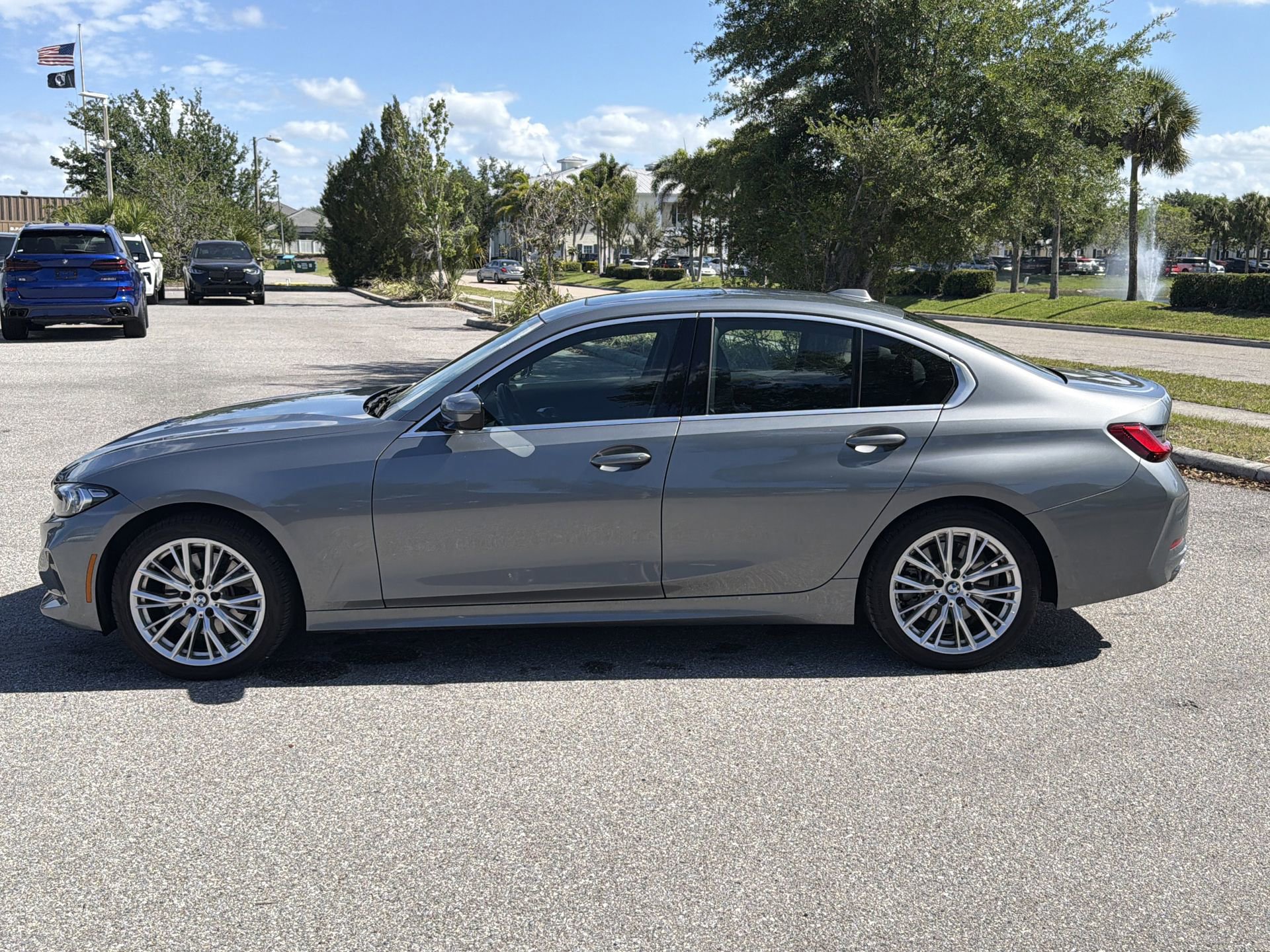 Certified 2024 BMW 330i Sedan RWD image 7