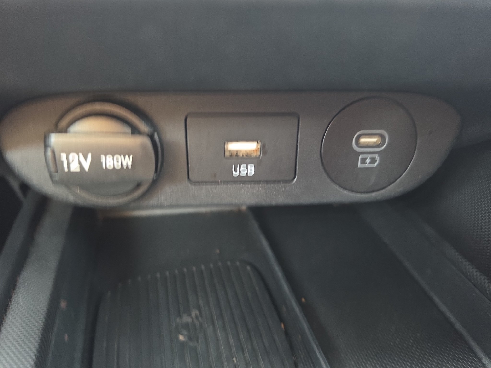 Used 2025 Hyundai Elantra Sport FWD image 27