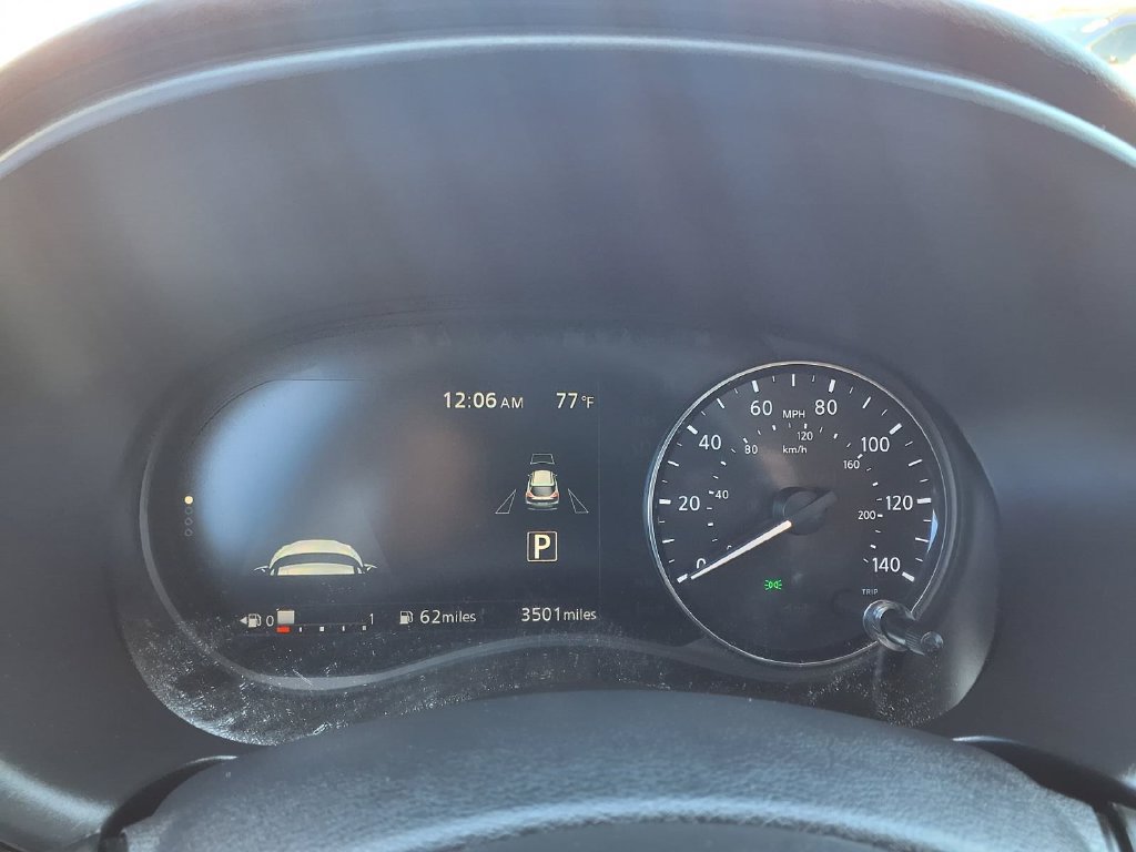Used 2024 Nissan Kicks SV FWD image 30
