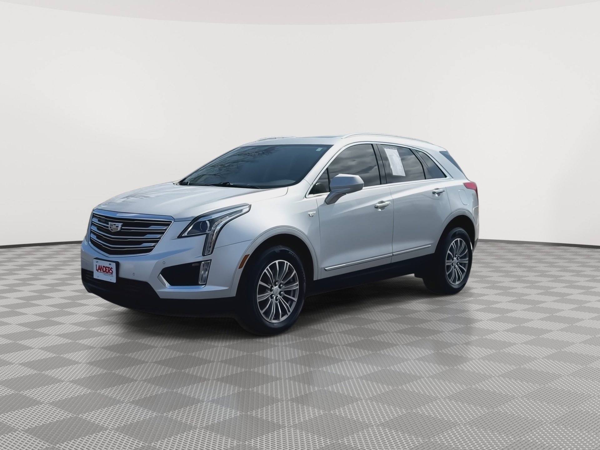 Used 2018 Cadillac XT5 Luxury image 4