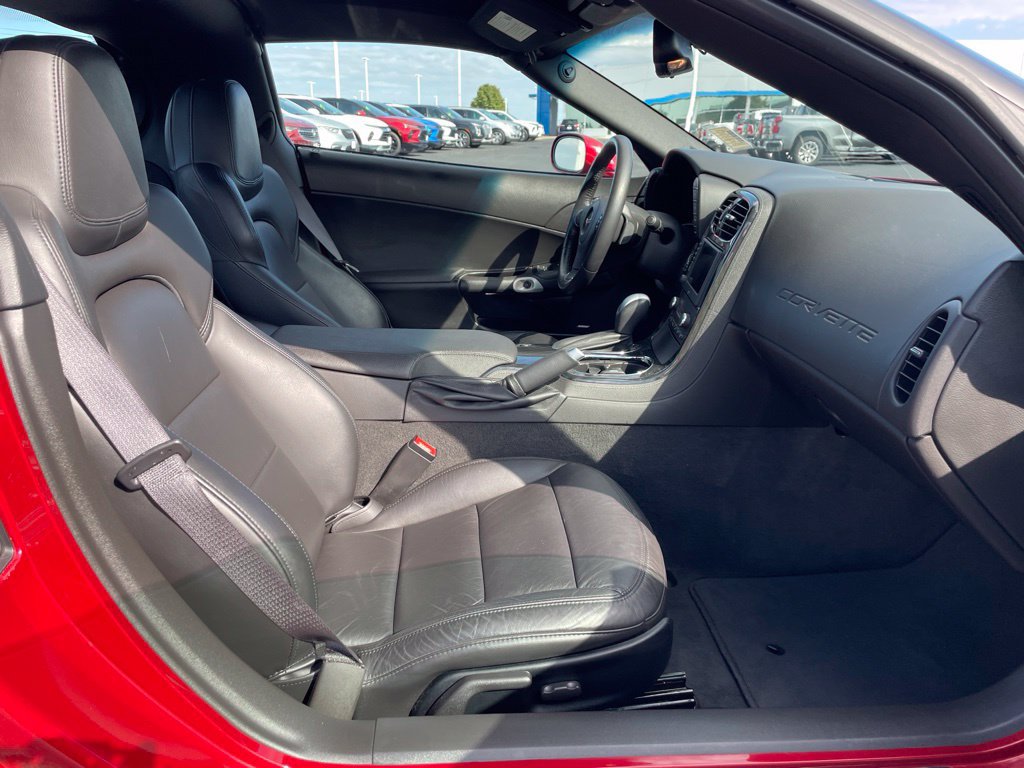 Used 2013 Chevrolet Corvette Coupe w/ 2LT Preferred Equipment Group RWD image 21