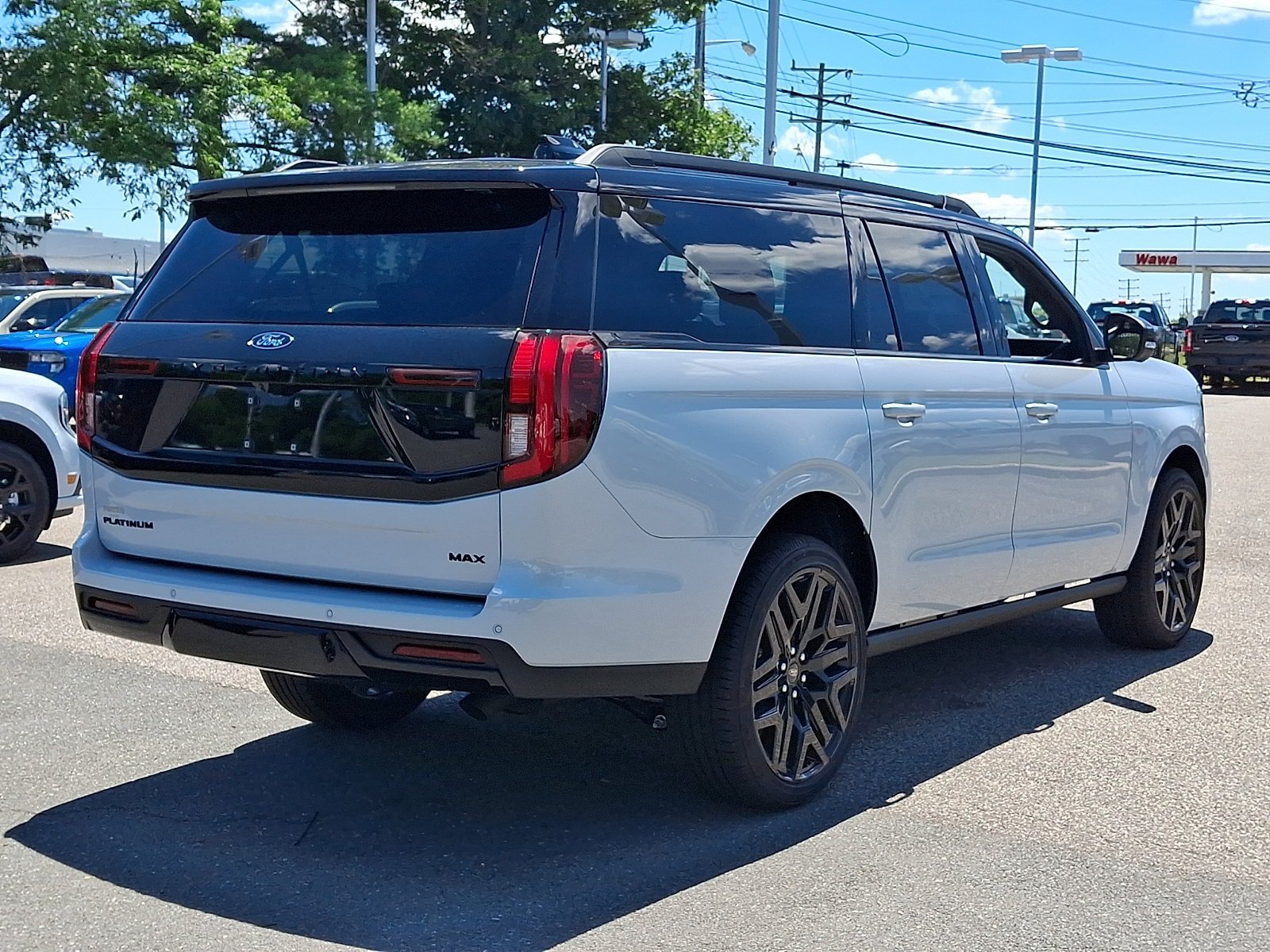 New 2026 Ford Expedition Max Platinum w/ Stealth Performance Package AWD/4WD image 6