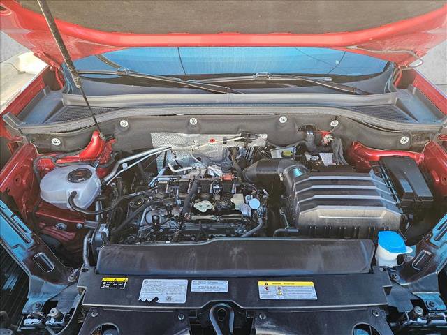 Used 2024 Volkswagen Atlas Cross Sport SE image 24