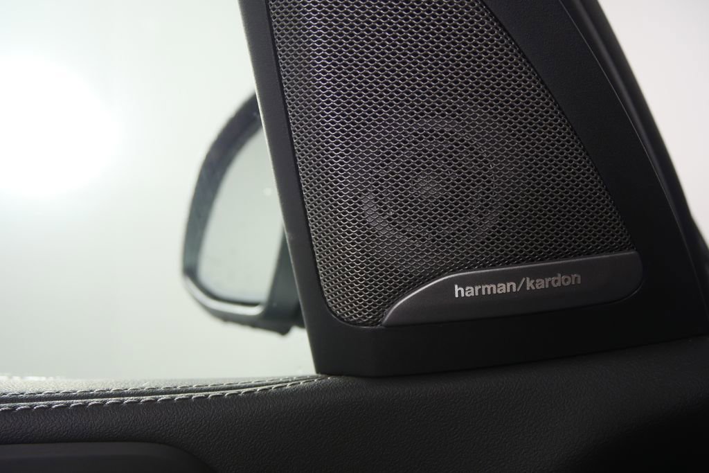 Certified 2025 BMW X5 xDrive40i image 9