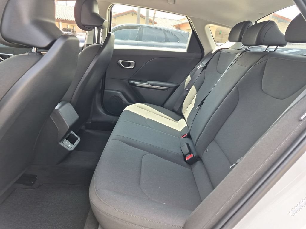 New 2026 Kia K4 FWD image 25