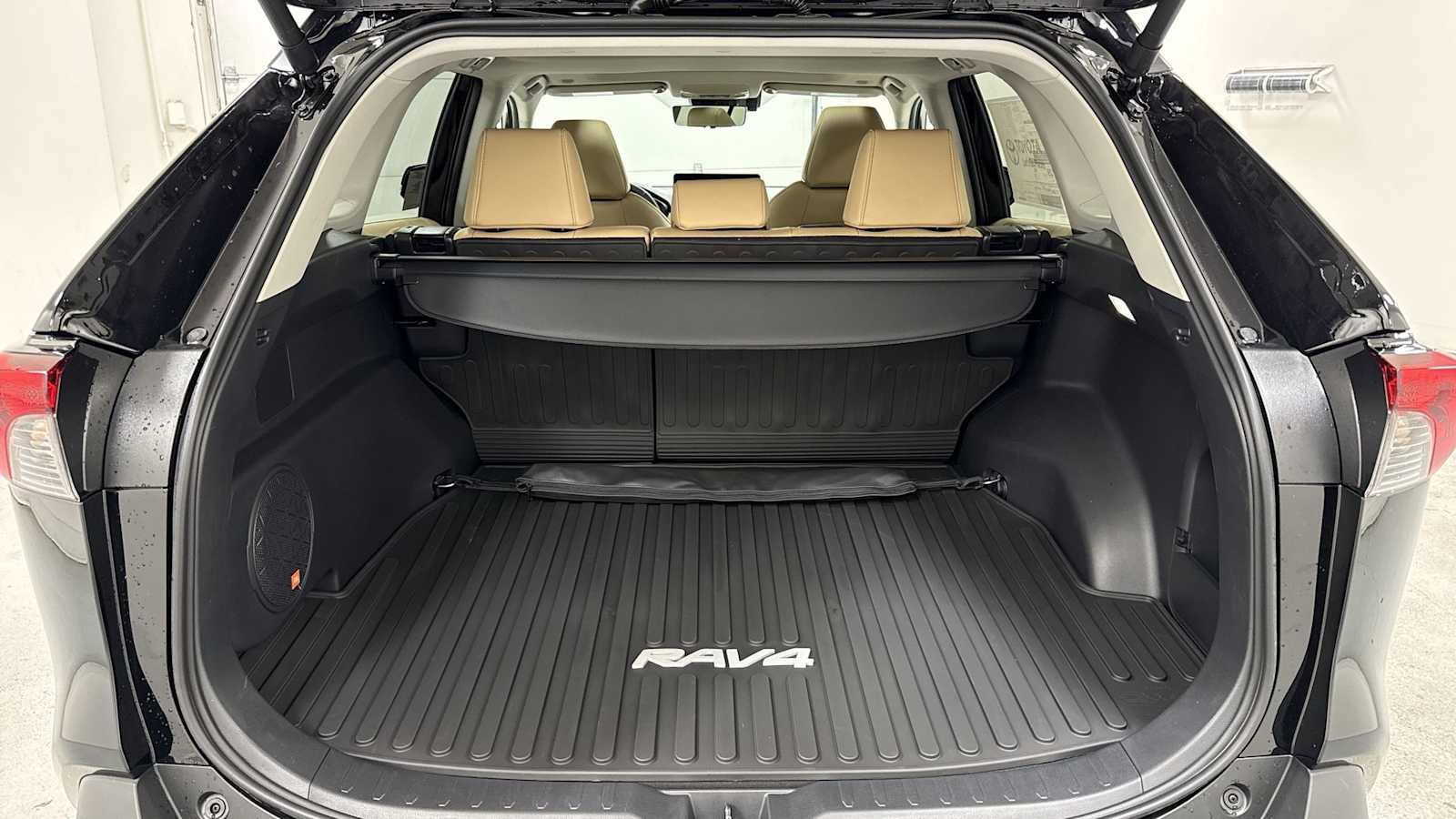New 2025 Toyota RAV4 XLE Premium image 28