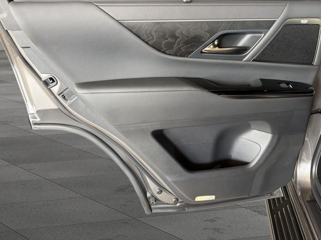 Certified 2025 Lexus LX 700h Luxury AWD/4WD image 12