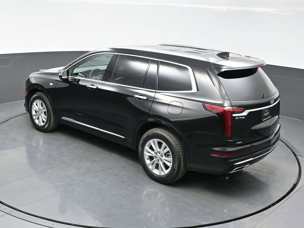 New 2025 Cadillac XT6 Luxury w/ LPO, Floor Liner Package AWD/4WD image 33