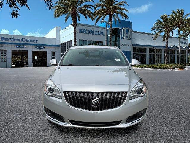Used 2016 Buick Regal Premium w/ Driver Confidence Package #1 FWD image 3