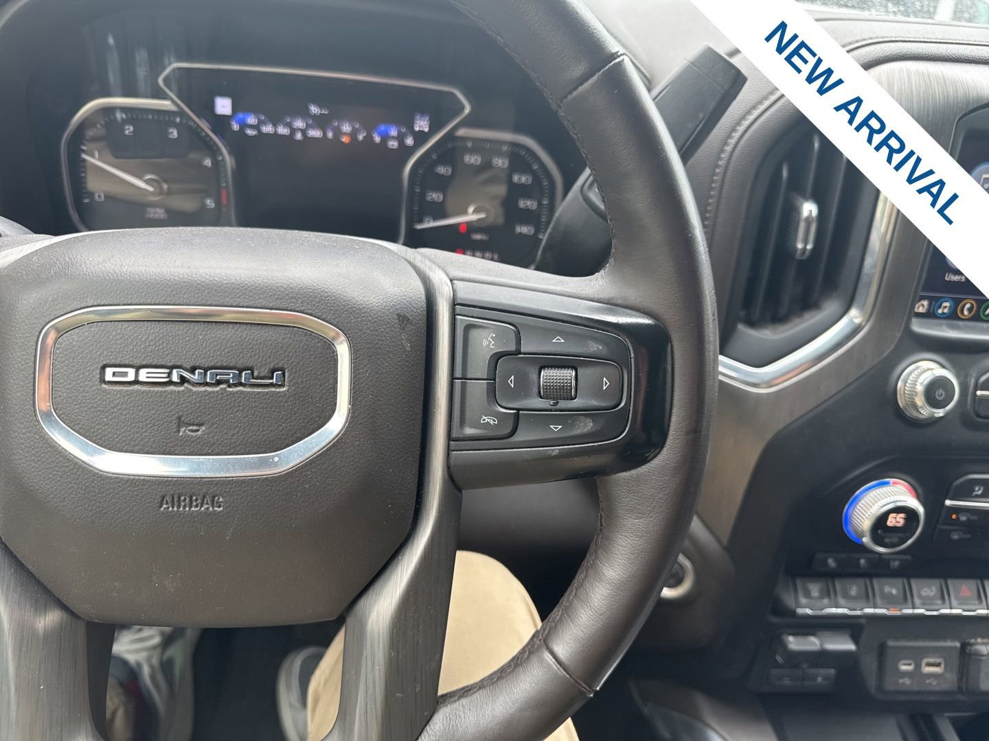Used 2020 GMC Sierra 2500 Denali w/ Denali Ultimate Package AWD/4WD image 22