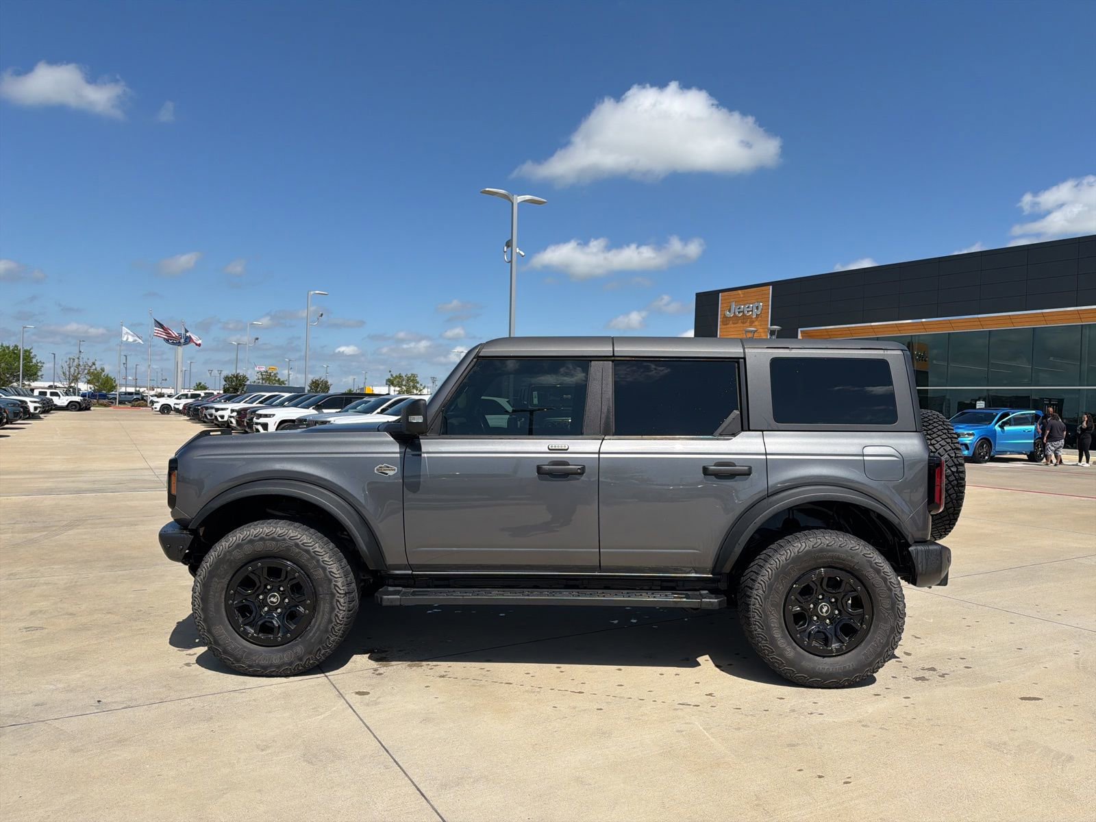 Used 2022 Ford Bronco Wildtrak video 2