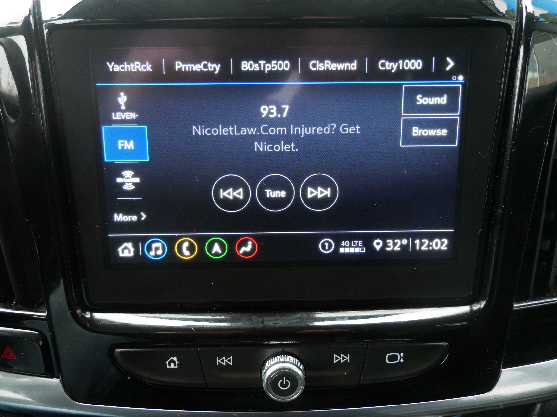 Certified 2020 Chevrolet Traverse Premier w/ LPO, Floor Liner Package image 13