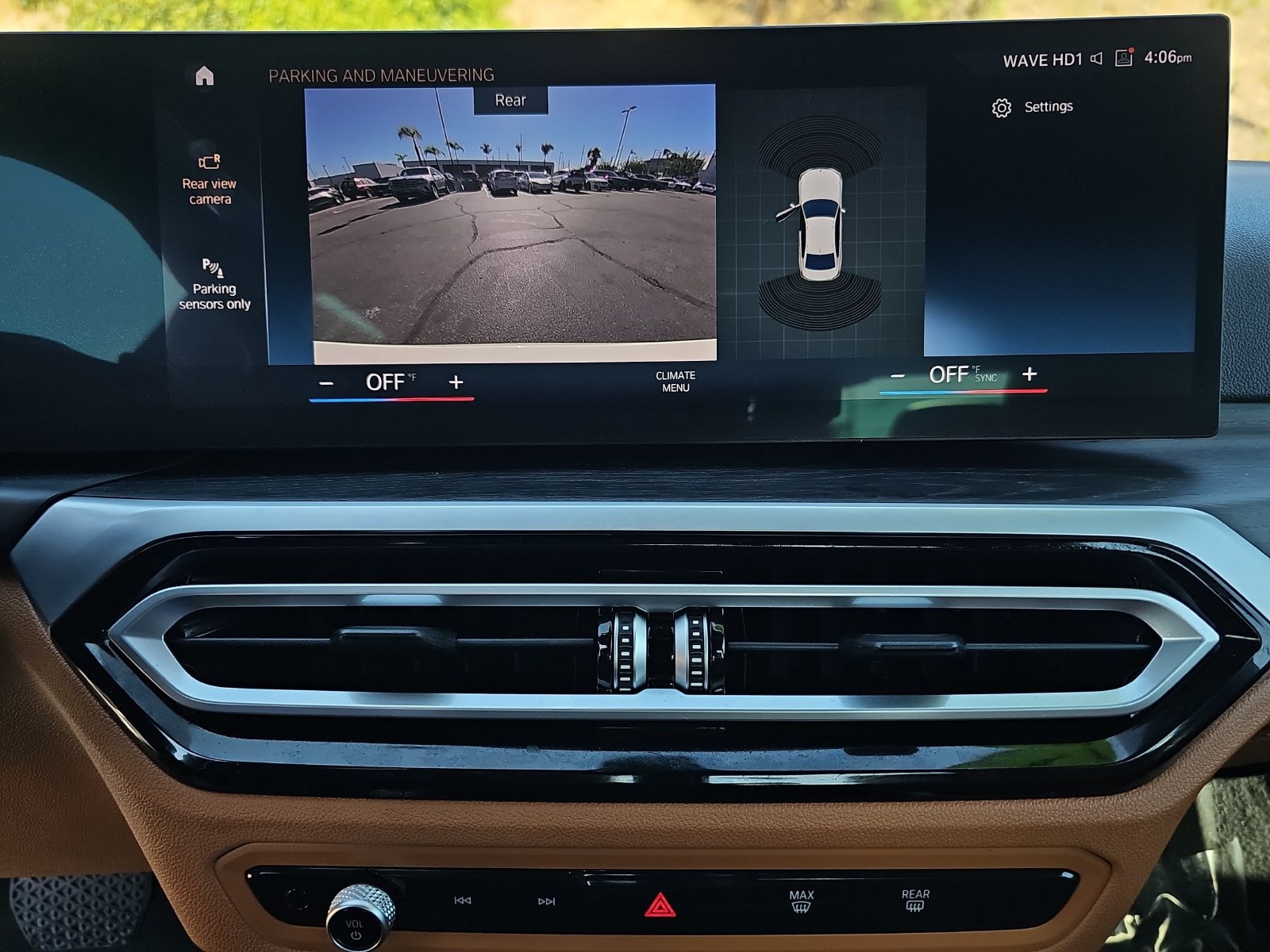 Used 2023 BMW 330i Sedan w/ Driving Assistance Package RWD image 23