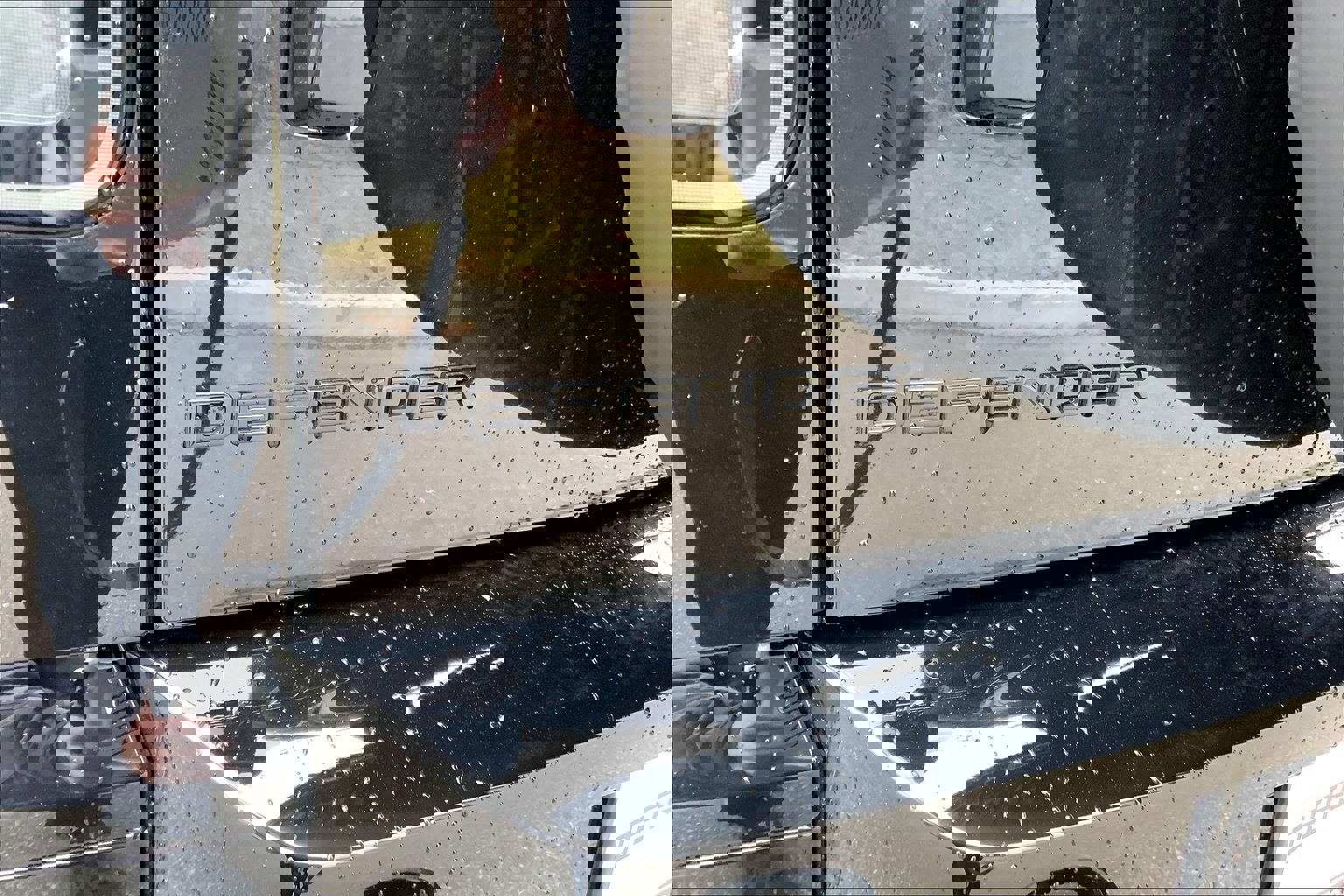 New 2026 Land Rover Defender 130 V8 image 15