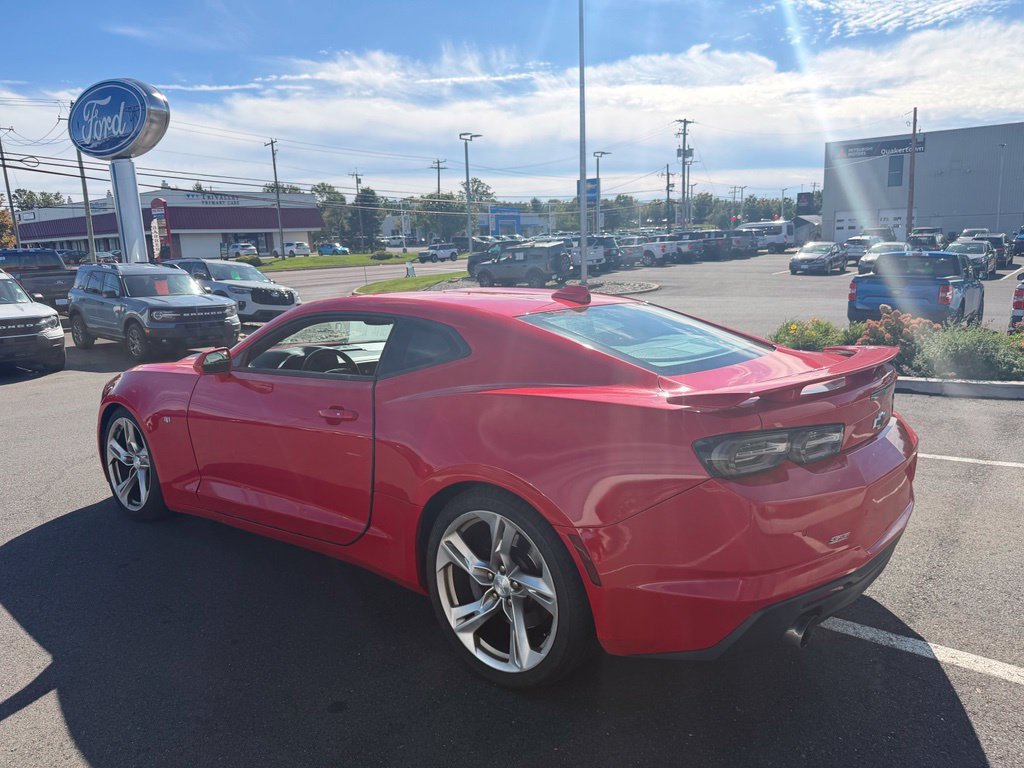 Used 2020 Chevrolet Camaro SS RWD image 10