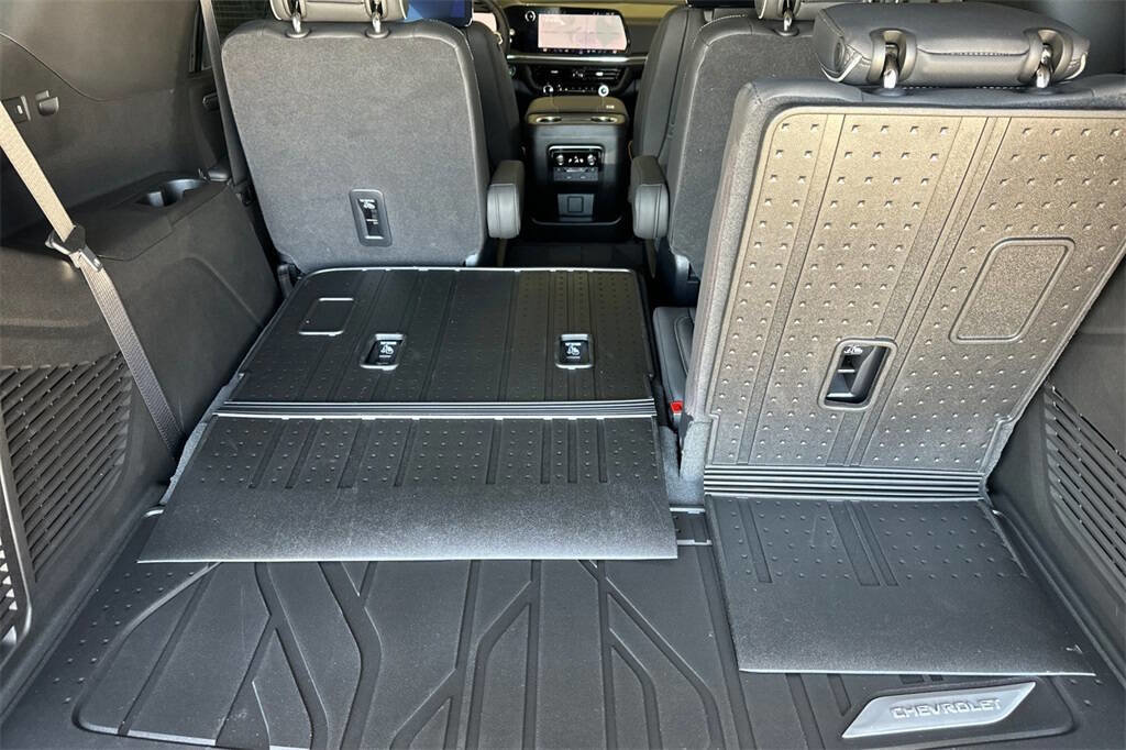 New 2025 Chevrolet Tahoe Premier image 18