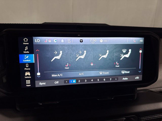 Used 2025 Jeep Wrangler Unlimited Sahara AWD/4WD image 16