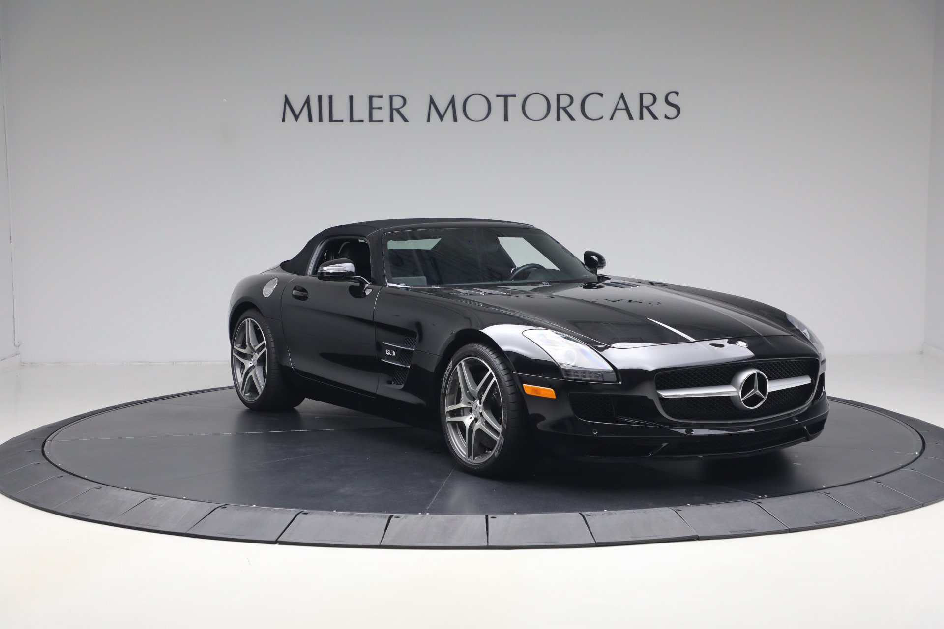 Used 2012 Mercedes-Benz SLS AMG Roadster image 31
