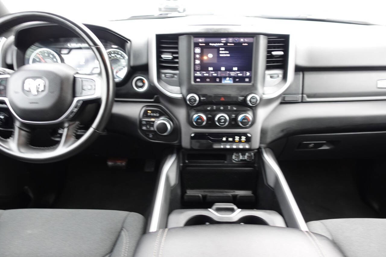 Used 2022 RAM 1500 Big Horn AWD/4WD image 46