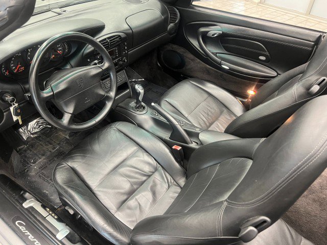 Used 2000 Porsche 911 Cabriolet image 11
