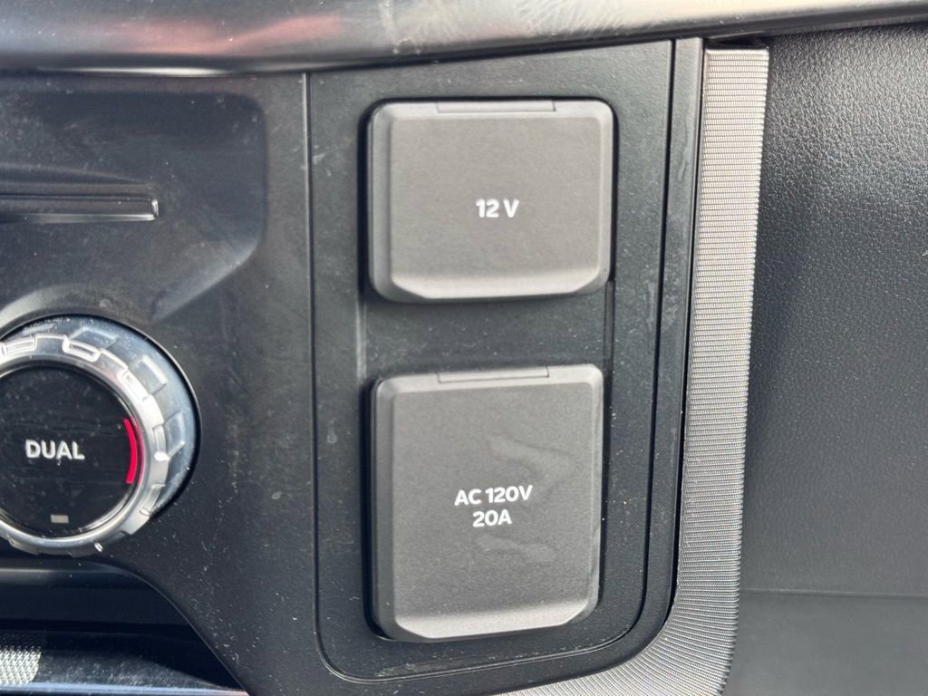 Used 2024 Ford F150 Platinum w/ Equipment Group 702A High AWD/4WD image 39