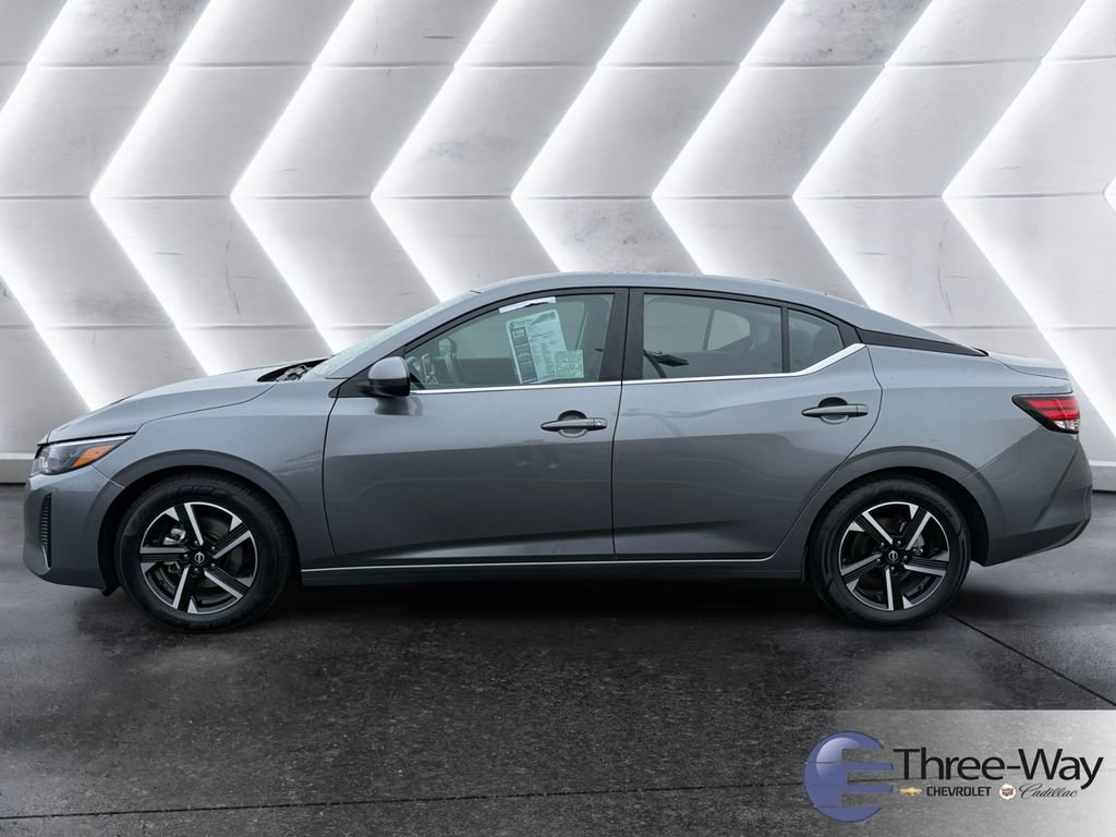 Used 2024 Nissan Sentra SV image 2