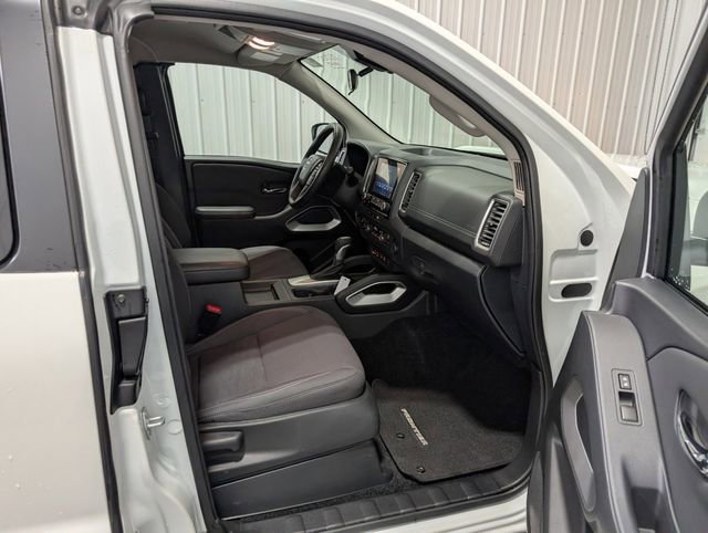 Used 2024 Nissan Frontier SV w/ SV Convenience Package image 25