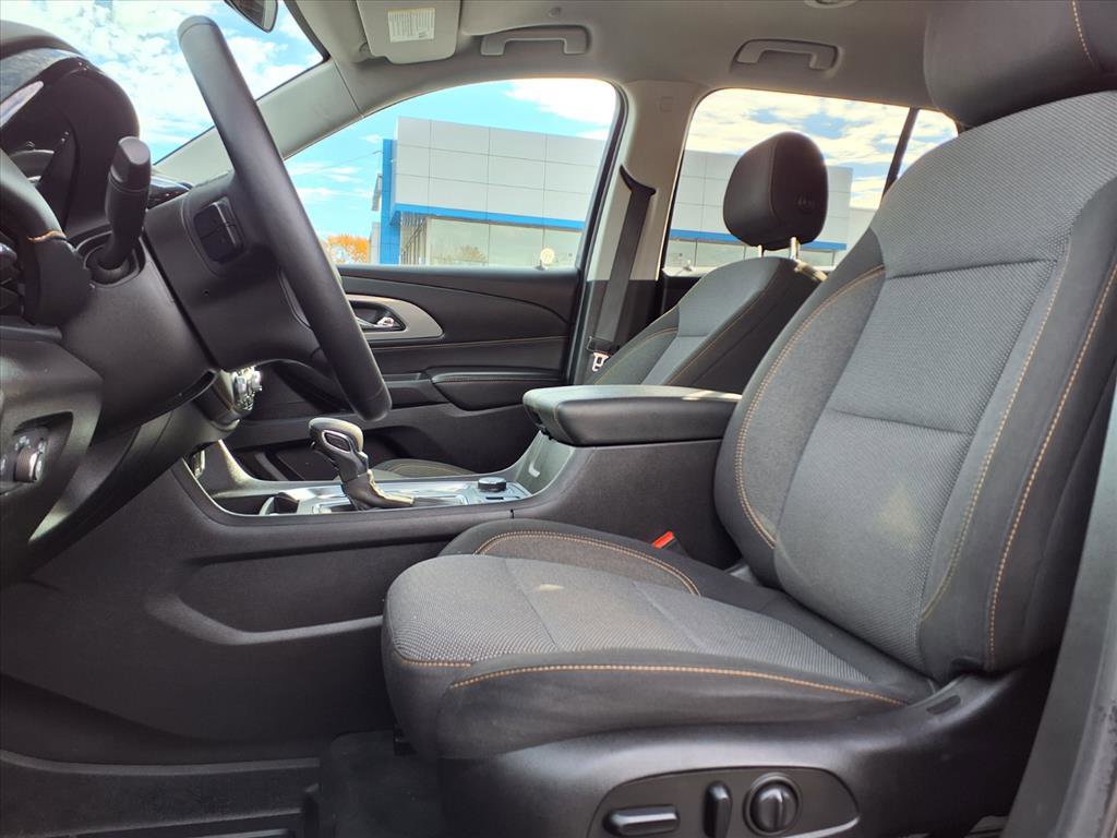 Certified 2021 Chevrolet Traverse LT image 13