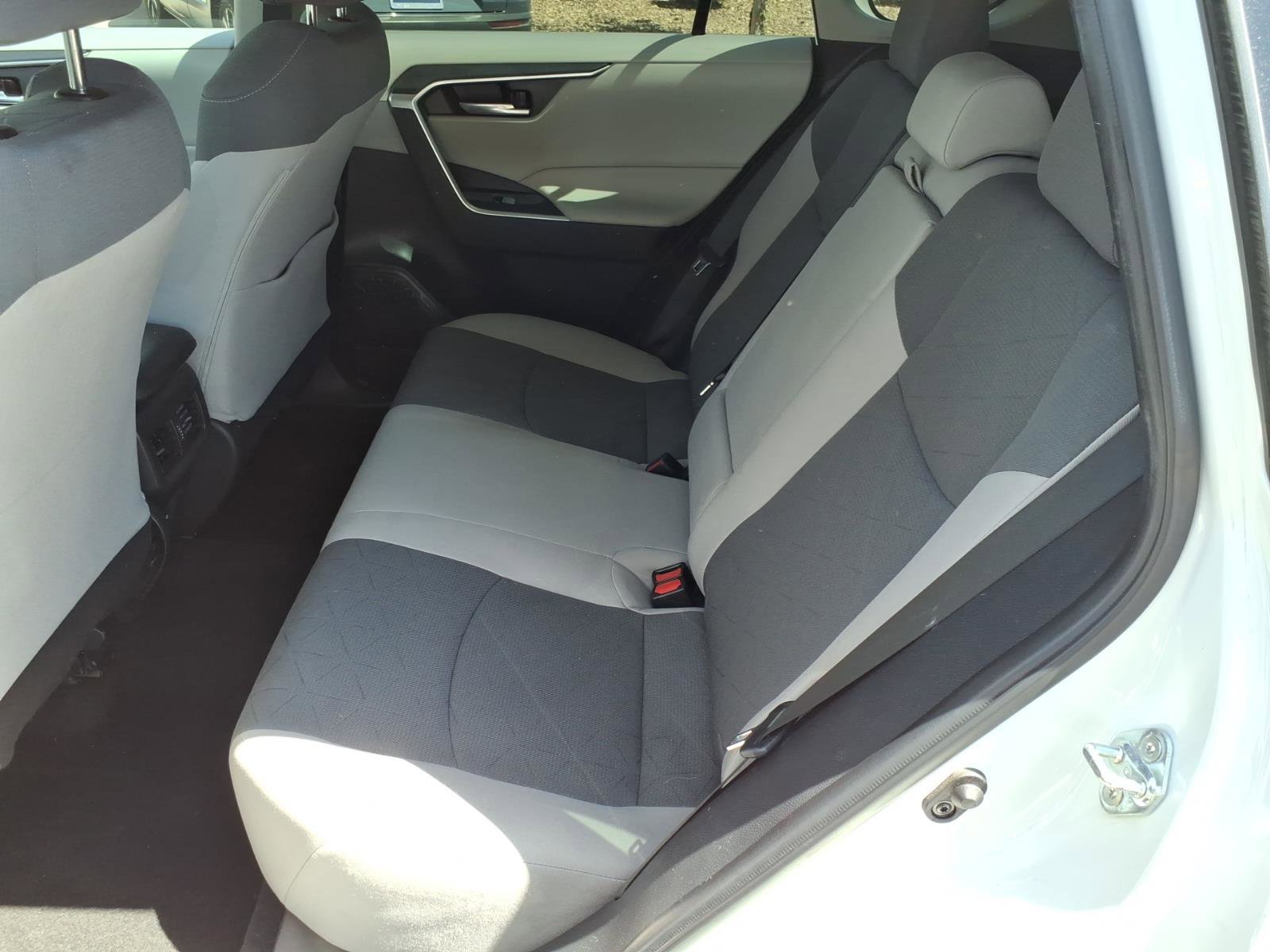 Used 2023 Toyota RAV4 XLE w/ Convenience Package FWD image 16