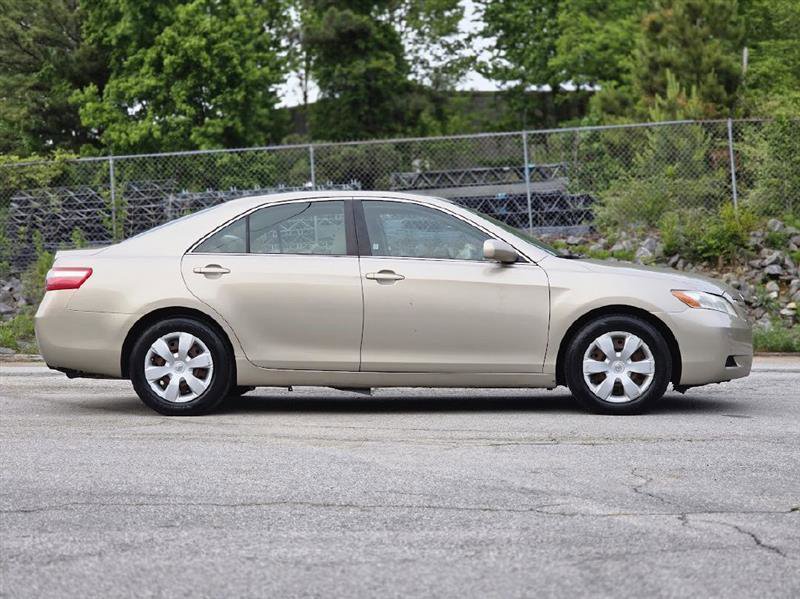 Used 2007 Toyota Camry XLE FWD image 9