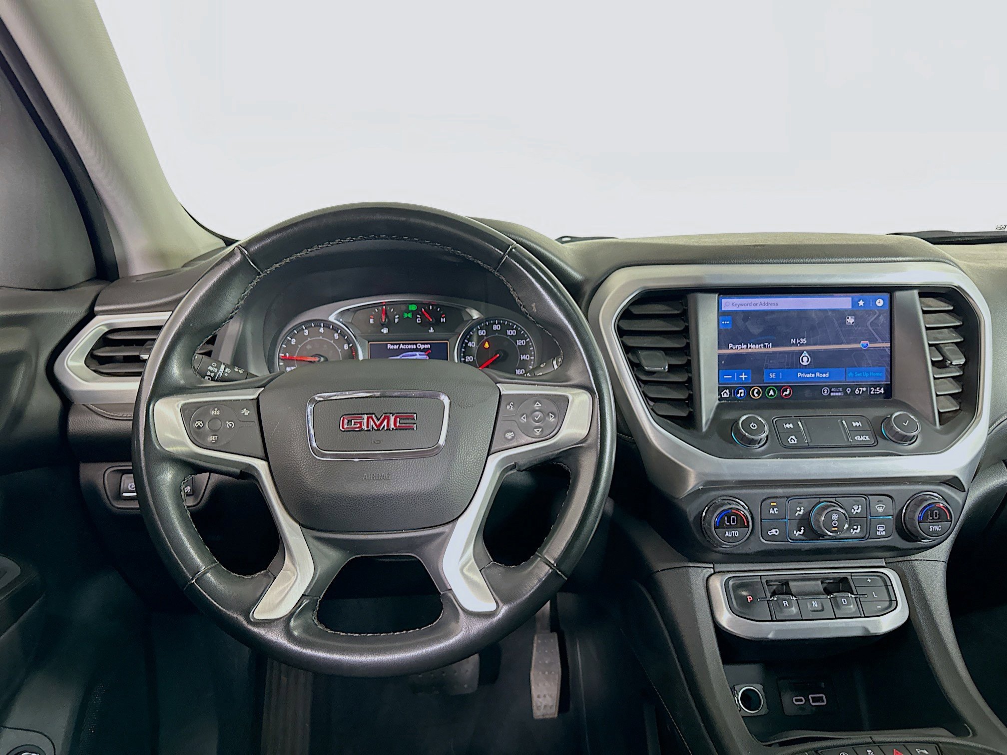 Used 2023 GMC Acadia SLT image 17