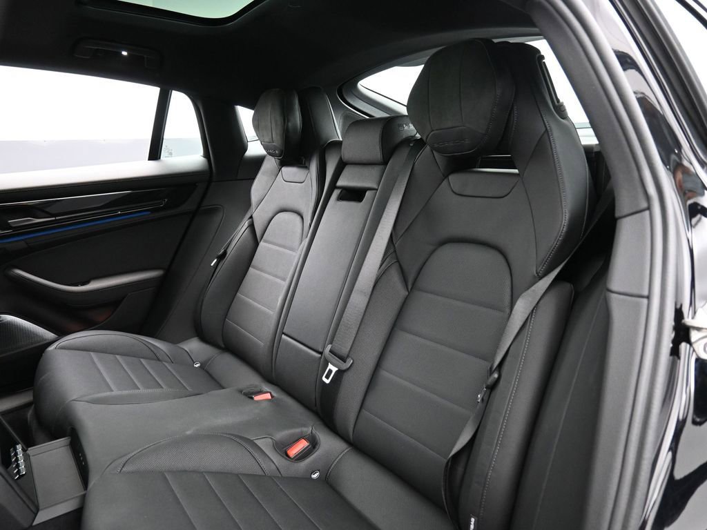 New 2026 Porsche Panamera 4 image 25