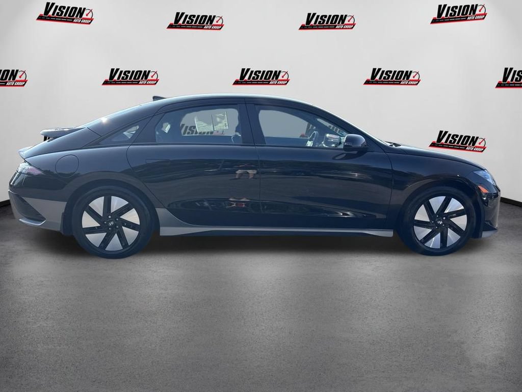 Used 2025 Hyundai Ioniq 6 SE AWD/4WD image 4