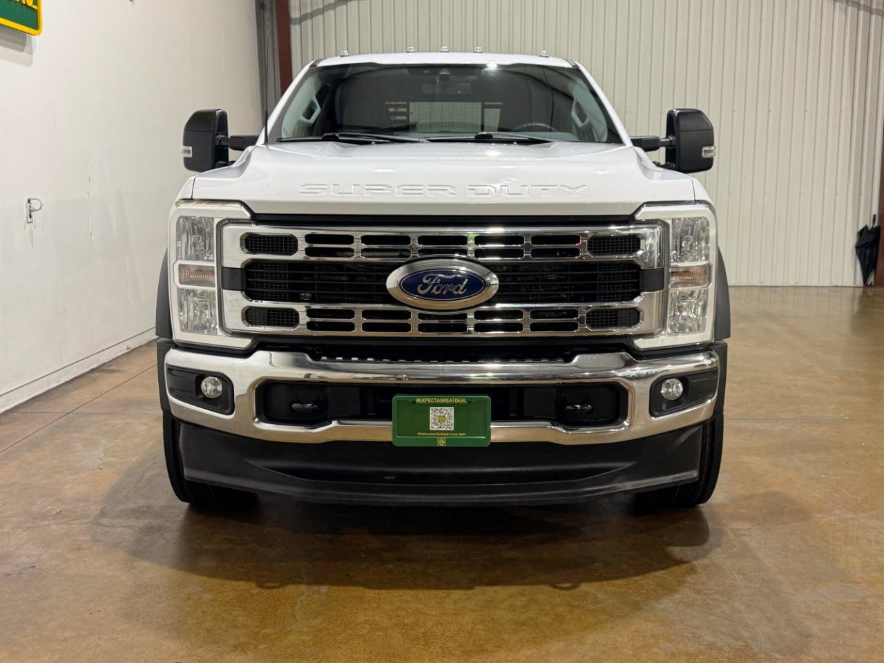 Used 2024 Ford F550 4x4 Crew Cab Super Duty w/ XLT Value Package image 2