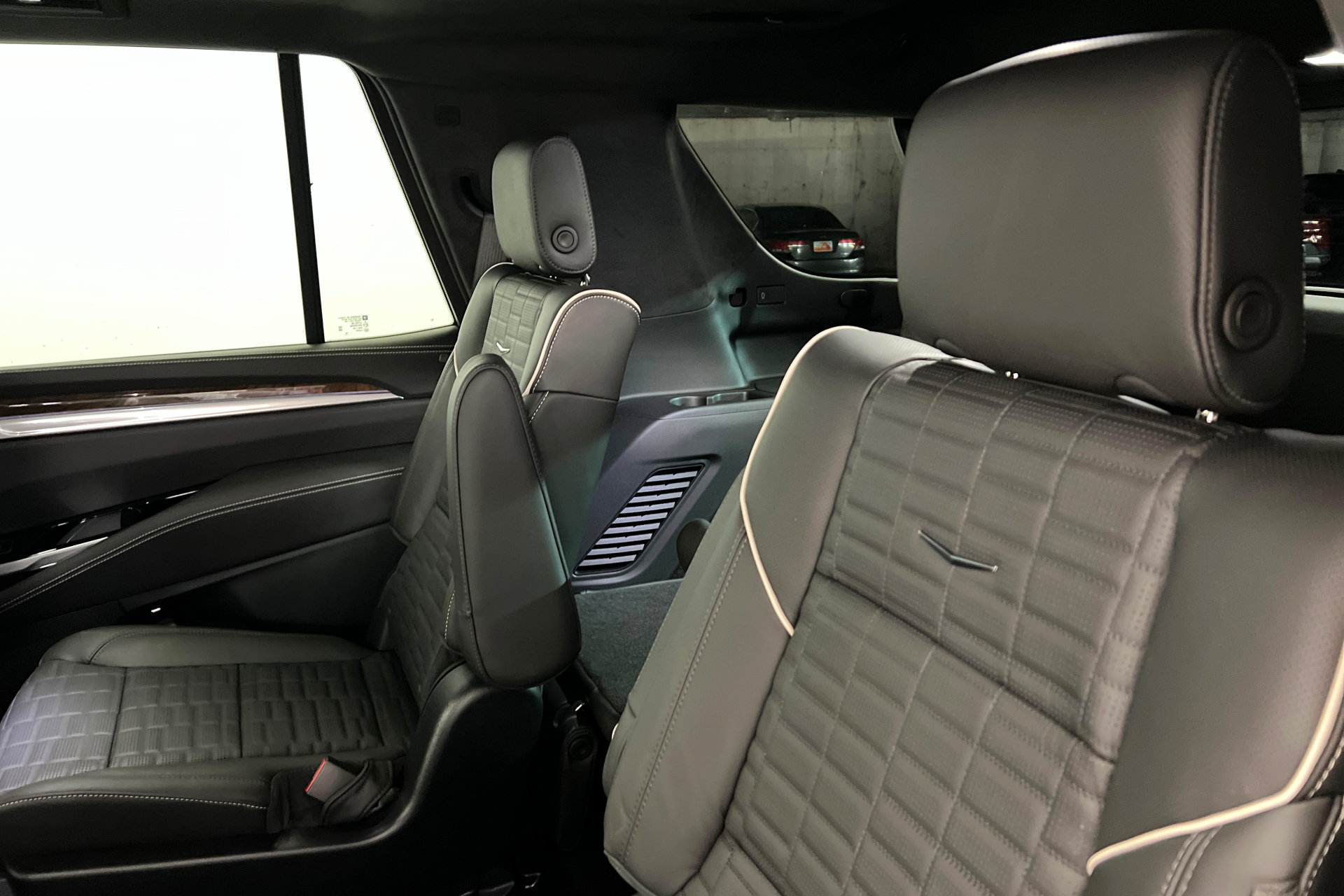 New 2026 Cadillac Escalade Platinum Sport AWD/4WD image 21