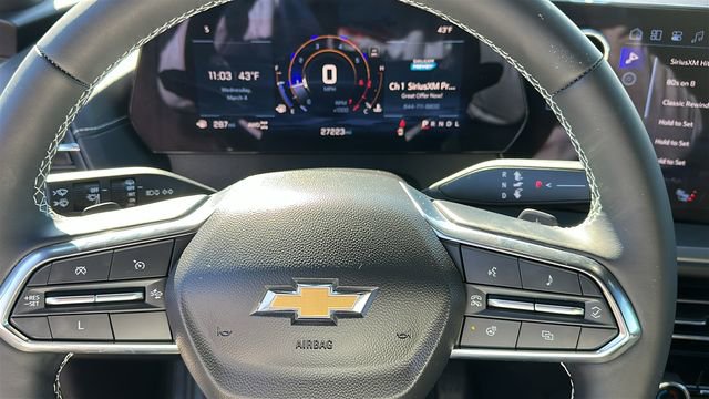 Used 2024 Chevrolet Traverse LT image 11