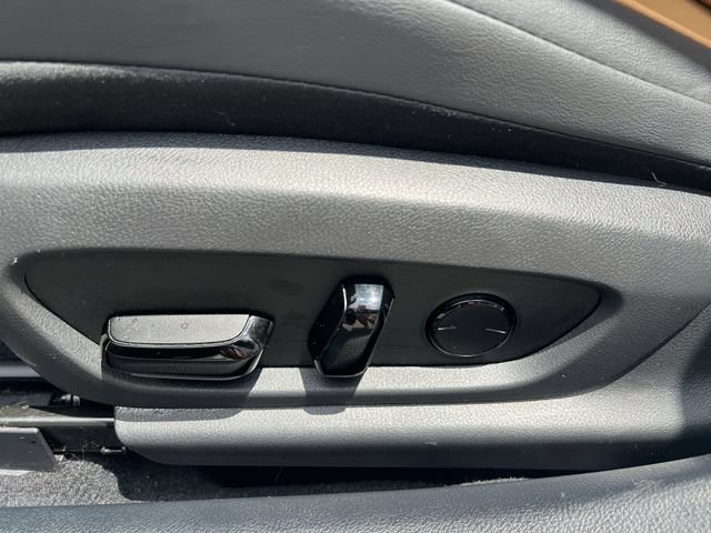 Used 2022 Lexus ES 350 w/ Premium Package FWD image 37