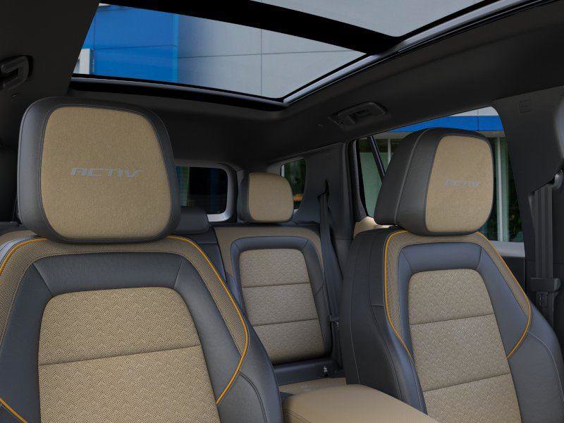 New 2026 Chevrolet Equinox ACTIV w/ LPO, Floor Liner Package AWD/4WD image 24