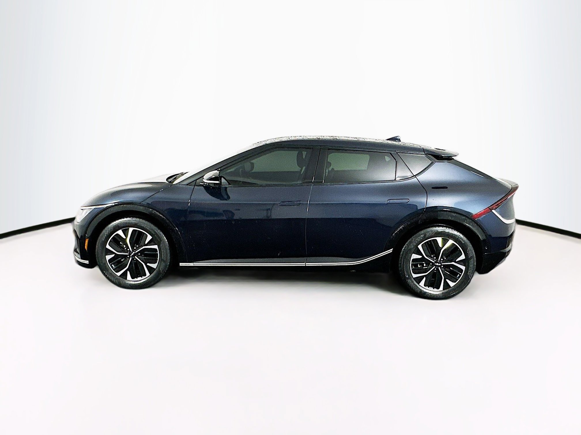 Used 2023 Kia EV6 Wind w/ Wind Technology Package image 4