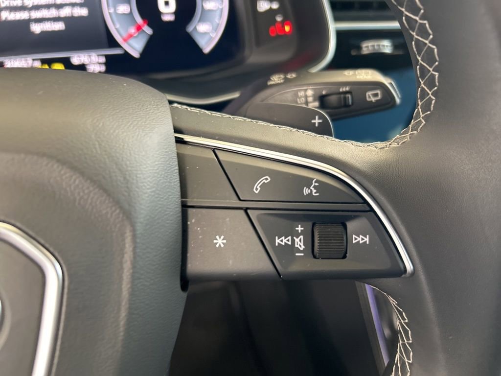 Used 2025 Audi Q7 3.0T Premium Plus image 52