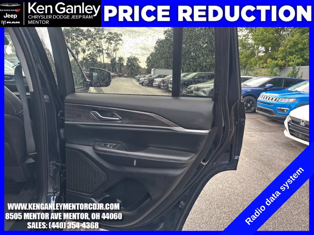 Certified 2023 Jeep Grand Cherokee Limited AWD/4WD image 27
