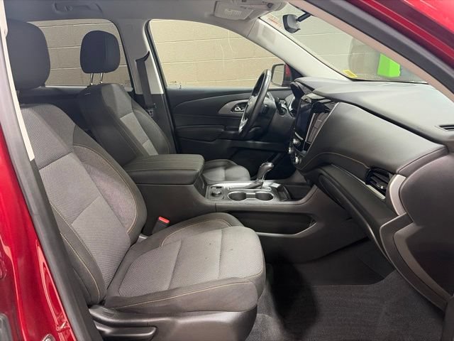 Used 2019 Chevrolet Traverse LT w/ LPO, Floor Liner Package AWD/4WD image 12