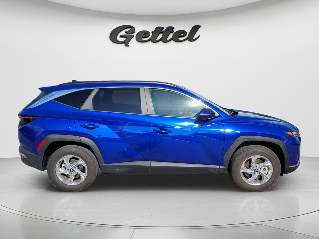 Certified 2022 Hyundai Tucson SEL w/ Cargo Package AWD/4WD image 4