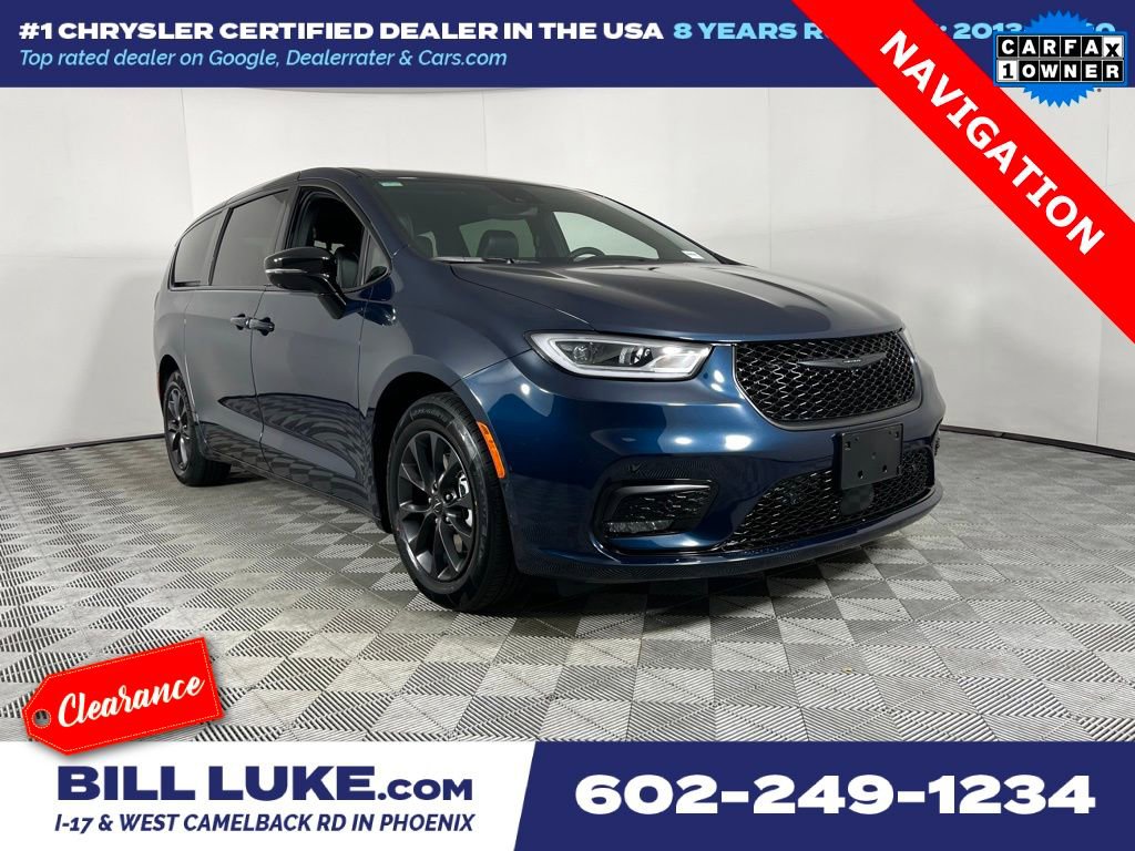 Certified 2024 Chrysler Pacifica Limited