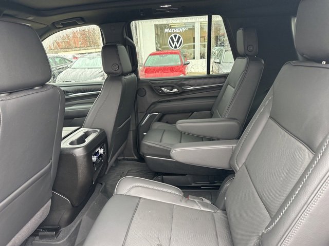 Used 2024 GMC Yukon Denali w/ LPO, Floor Liner Package image 10