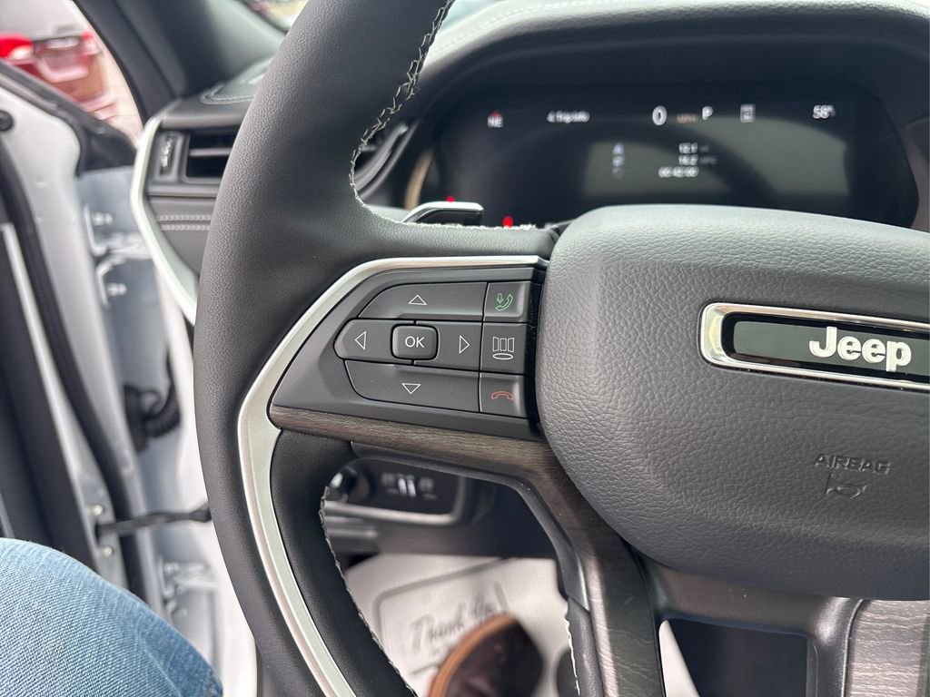 New 2026 Jeep Grand Cherokee L Limited image 25