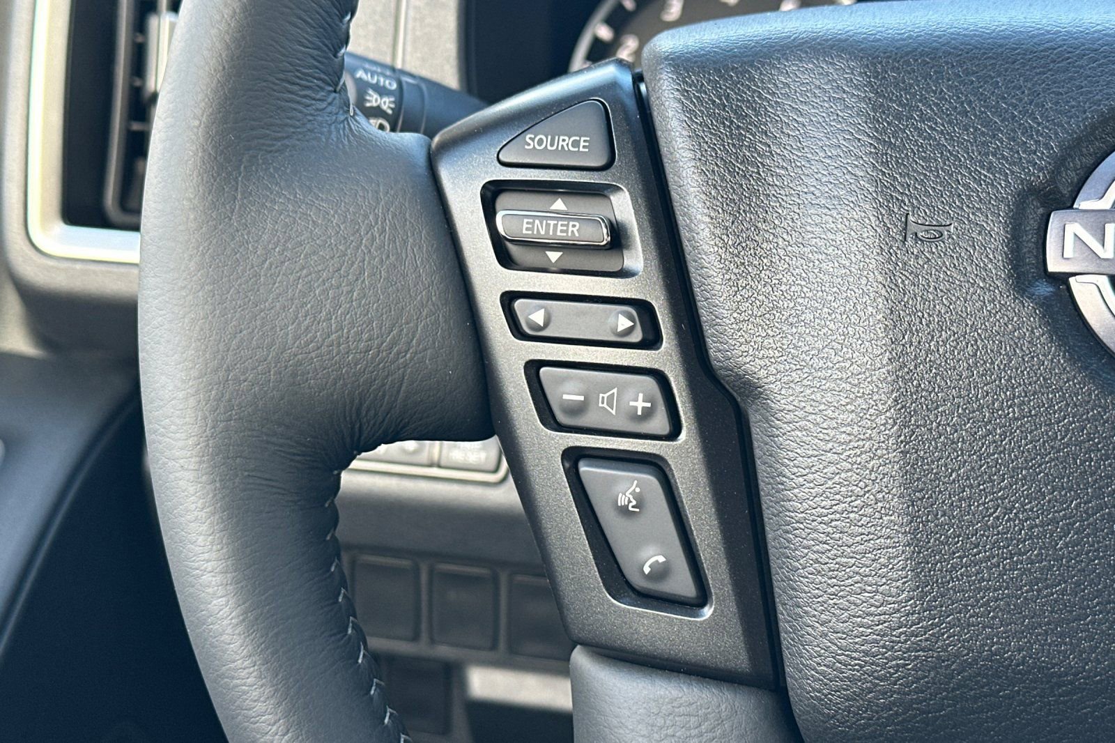 New 2026 Nissan Frontier SV AWD/4WD image 27