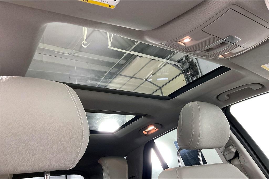 Used 2012 Mercedes-Benz ML 350 4MATIC image 23