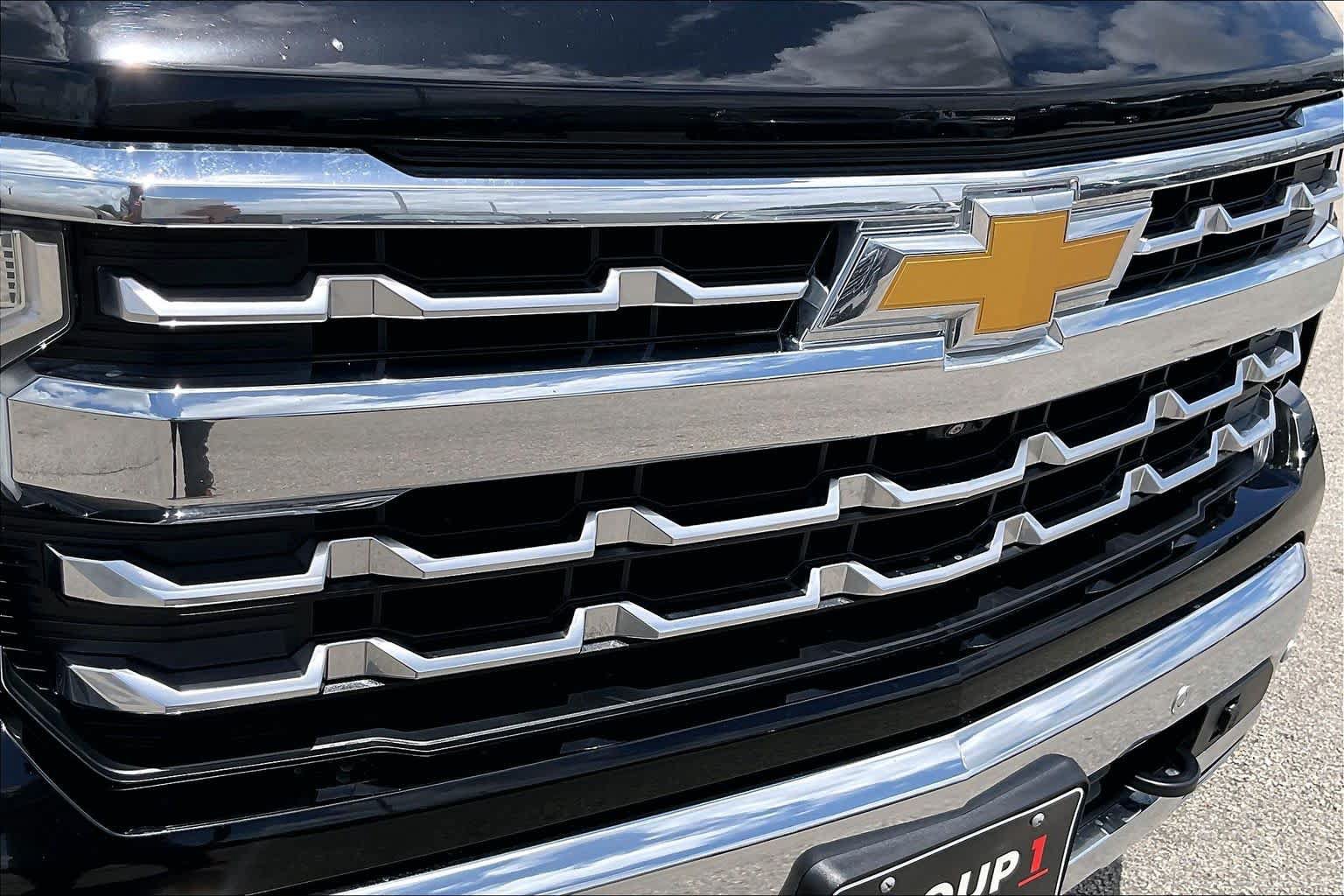Certified 2023 Chevrolet Silverado 1500 LTZ w/ Technology Package AWD/4WD image 54
