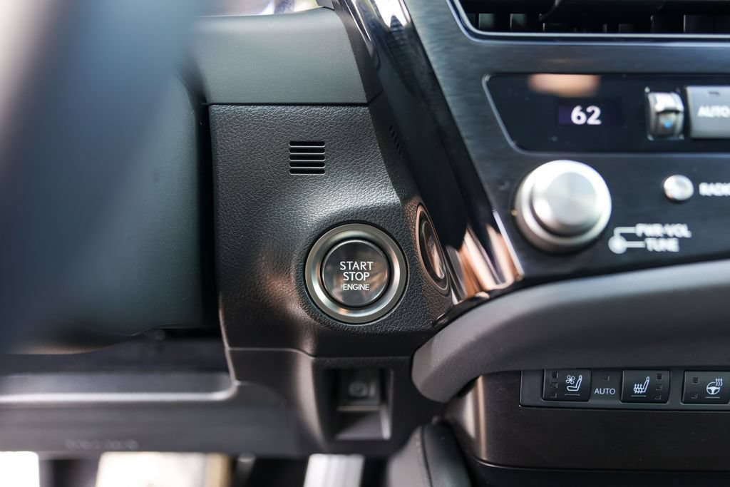 Used 2023 Lexus ES 350 F Sport w/ Accessory Package (Z2) FWD image 18